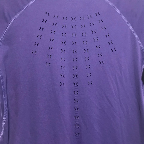 Eddie Bauer Workout Top Size Medium - Picture 5 of 8